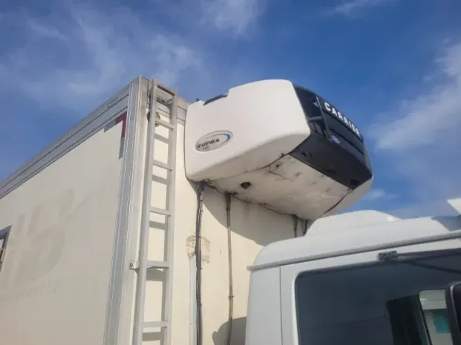 Refrigeração marca Carrier (Cod.: 877)