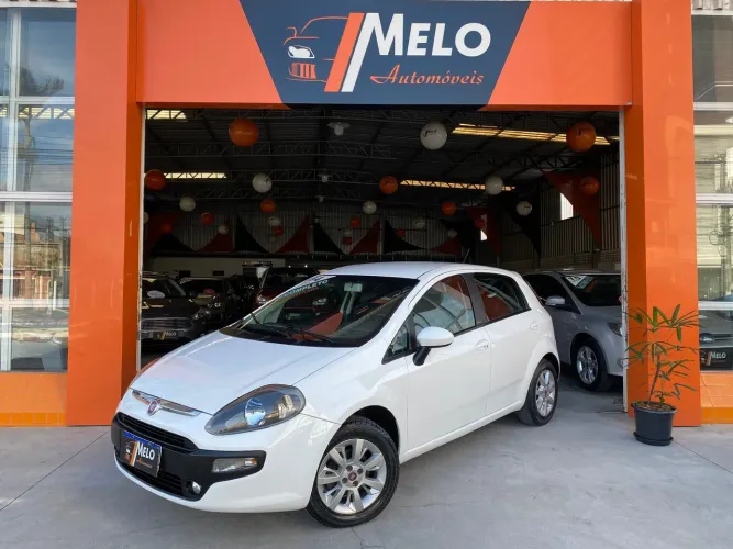 Fiat Punto Attractive 1.4 Fire Flex 8V 5P 2014