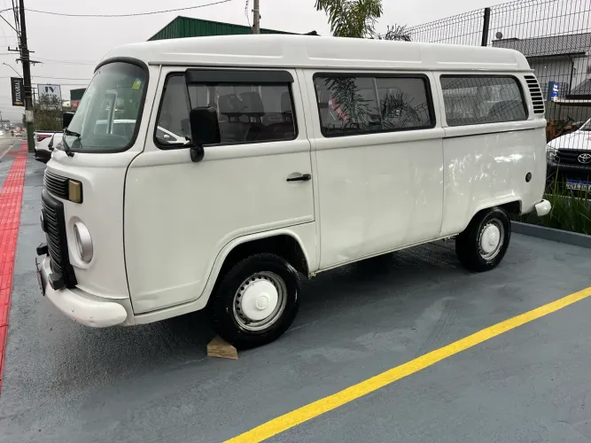 Volkswagen Kombi Standard 1.4 MI Total Flex 8V 2014