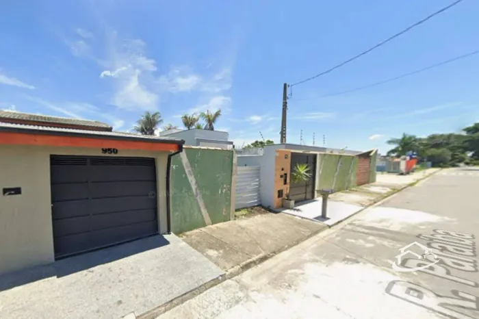 Terreno com 210 m² no bairro Industrial em Lorena à Venda