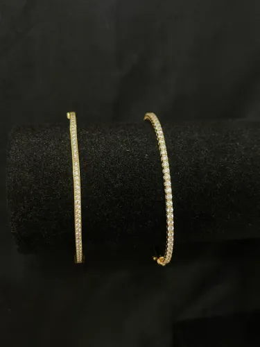 Braceletes Cravejado de ouro 18k procedência garantia eterna