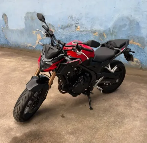 Honda CB 500f 2024