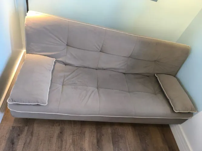 Sofá cama retrátil