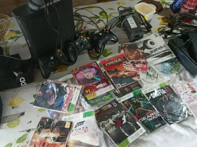 Xbox 360 desbloqueado + aurora e rgh