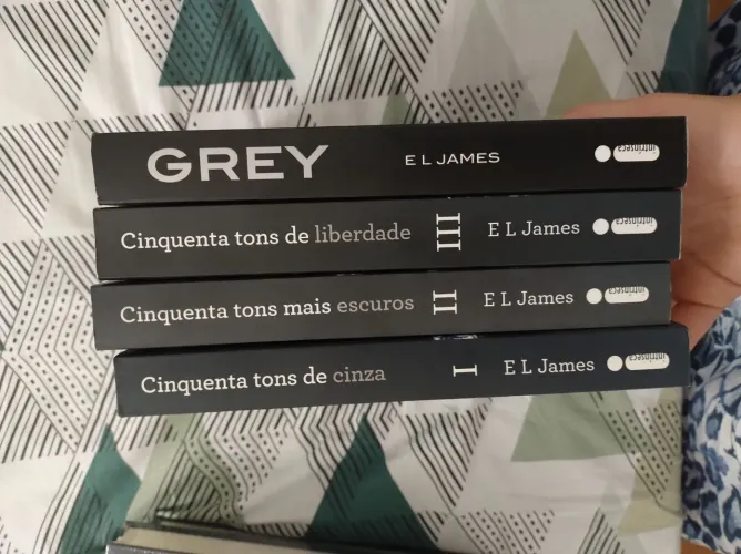Vendo livro