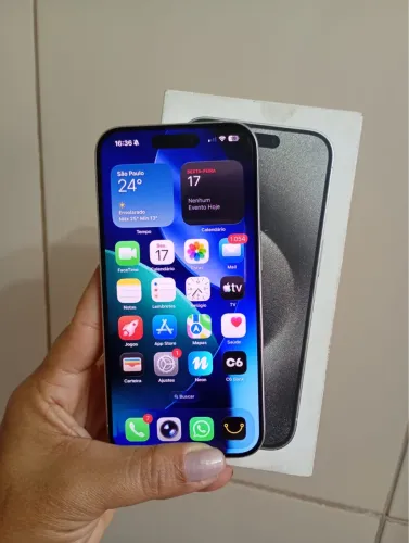 iPhone 15 pro branco 128 GB com caixa