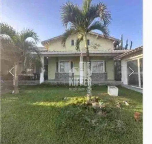Casa com 3 quartos para alugar, 227 m² por R$ 5.210/mês - Cordeirinho - Maricá/RJ