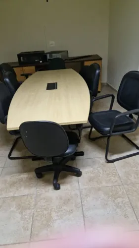 mesa de reunião para escritorio