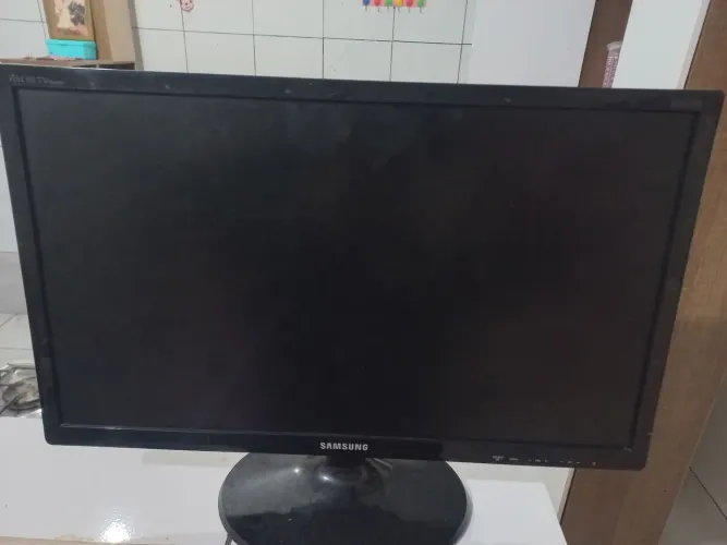 Tv monitor samsung T24C310LB