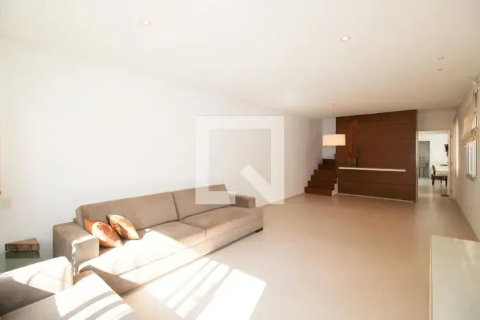 Casa à Venda - Vila Nova Conceição, 4 Quartos, 205 m2