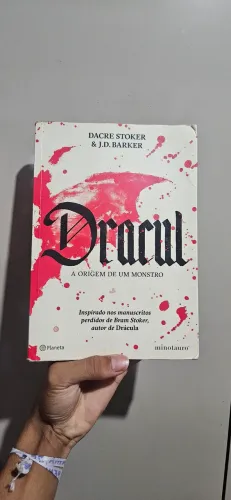 Livro Dracula a origem de um monstro