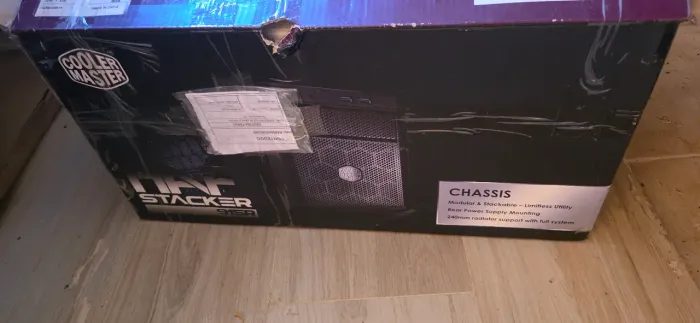 Gabinete COOLERMASTER HAF 915R Placa ITX Muito Novo