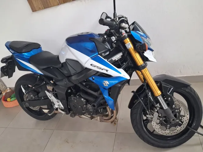 GSR 750