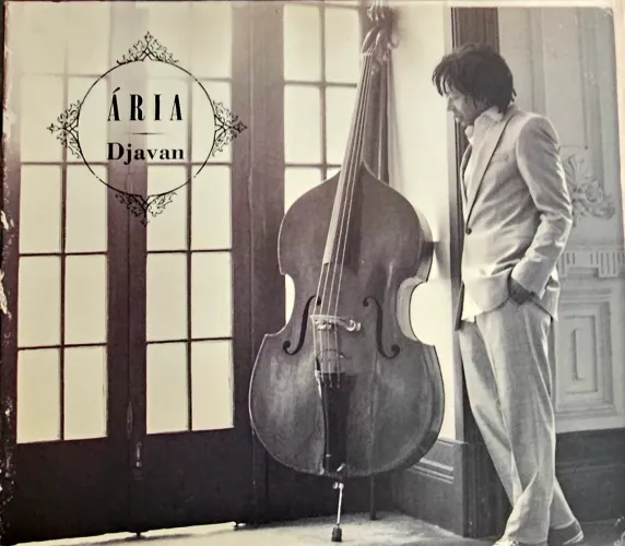 CD Djavan - Ária - 12 grandes sucessos desse cantor maravilhoso. Embalagem elegante. Raro