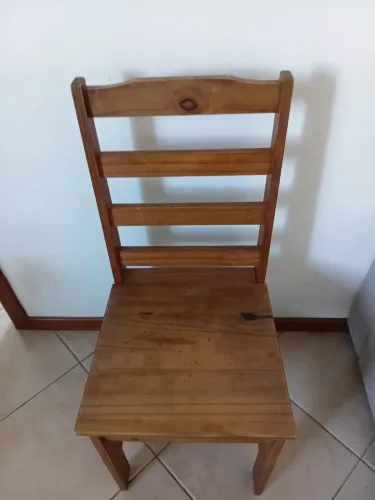 Cadeira madeira