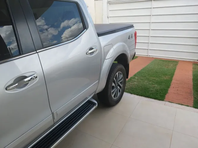 Nissan Frontier LE CD 4X4 2.3 Bi-TB Diesel Aut. 2021