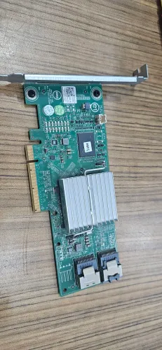 Controladora RAID Dell PERC H310 SAS/SATA. 