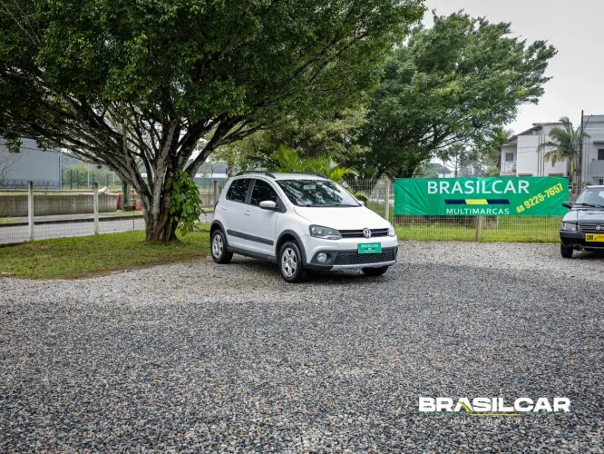 Volkswagen Crossfox I Motion 1.6 MI T. Flex 8V 5P 2014