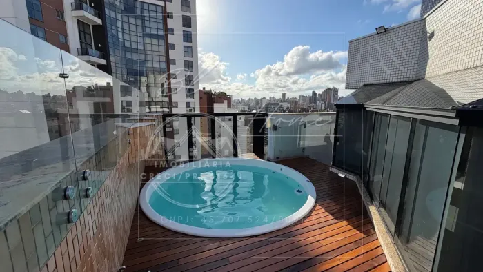 Cobertura Duplex de Alto Luxo no Batel Um Novo Patamar de Exclusividade