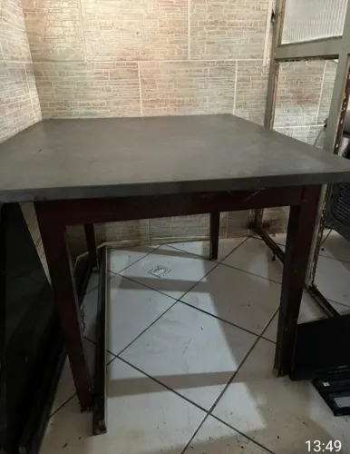 Mesa linda de ardosia