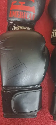 2 pares de luvas de boxe, barato