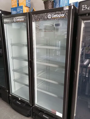 NZ. Expositor auto serviço refrigerado 2 portas GELOPAR 950 litros 