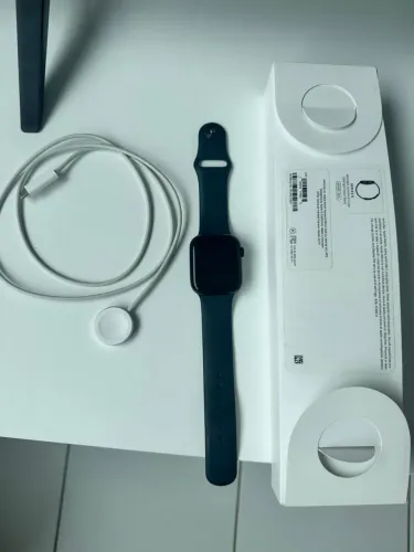 Apple Watch Series 8 - Excelente Estado  