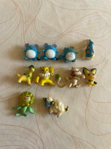 LOTE POKÉMON CAÇULINHA  