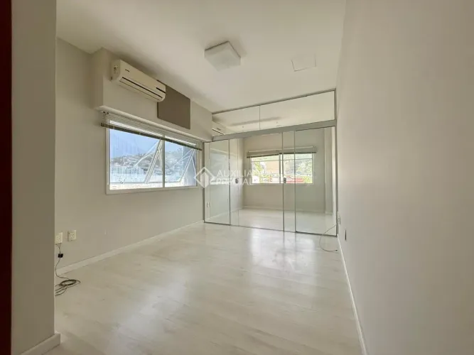 Sala Comercial no Edifício Madison Center