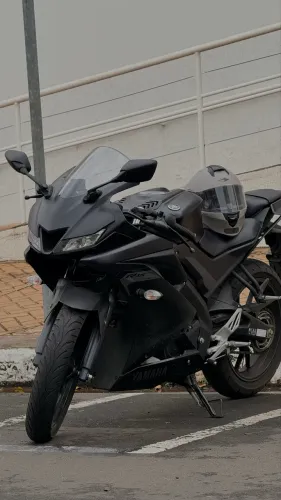 Yamaha R15 ABS