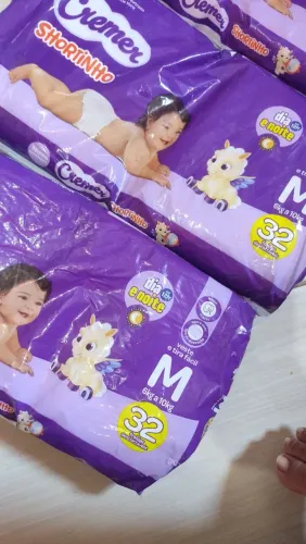 Fralda descartável, saindo 1 real a unidade.