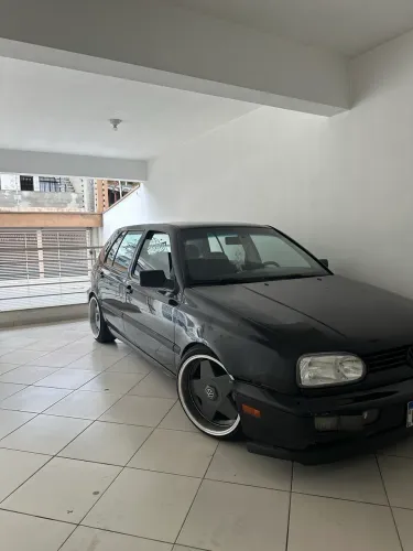 Volkswagen Golf GL 1.8/ 2.0i 4P 1996