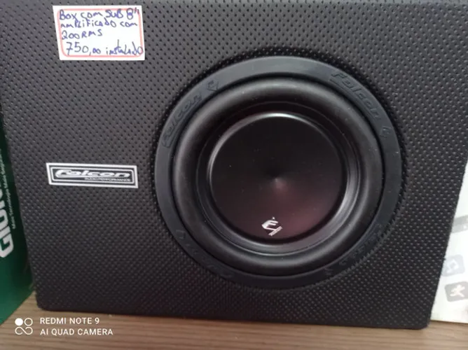 Caixa amplificada Falcon com Sub de 8" slim..200rms nova instalada no seu carro