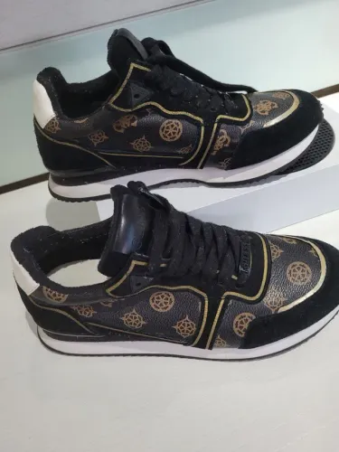 Tênis guess
