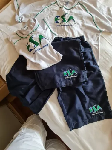 Uniformes da Escola Santa Adame 