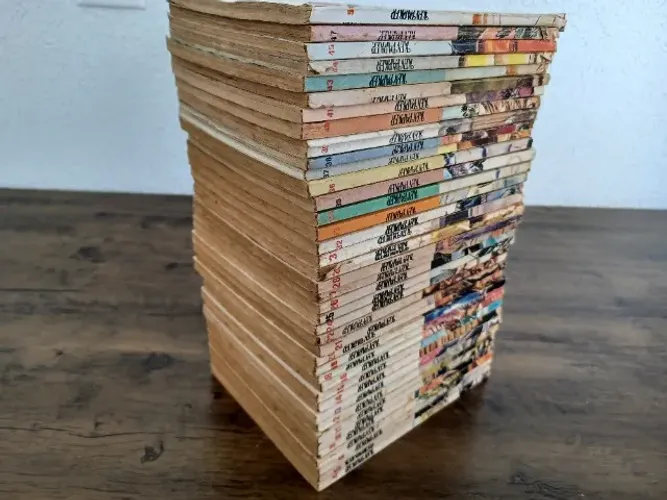 (Item 299) Lote com 42 revistas Ken Parker da editora vecchi 