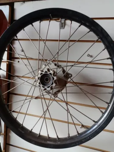 Roda dianteira xre300