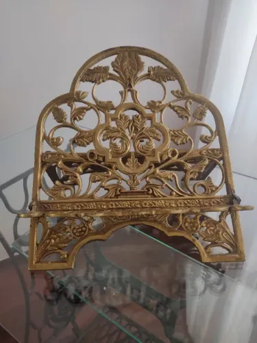 Porta Bíblia em Bronze