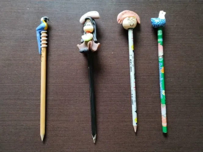 4 lápis decorados para coleção L02