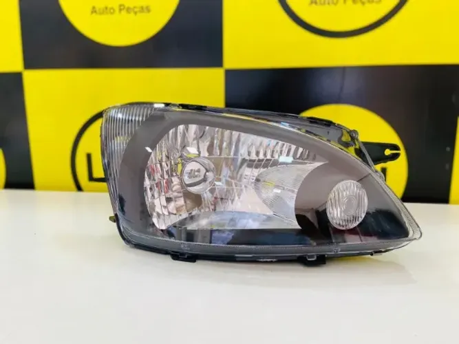 Farol Corsa Classic 2011/2015 Mascara Negra - NOVO 