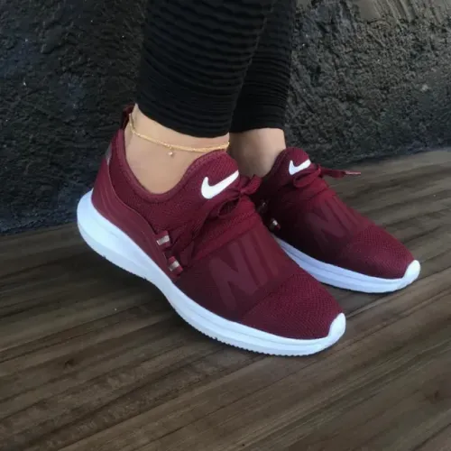Tênis Nike Meia Cadarço Ultra Conforto!