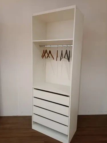 CABIDEIRO C/ 4 GAVETAS E MALEIRO MDF 