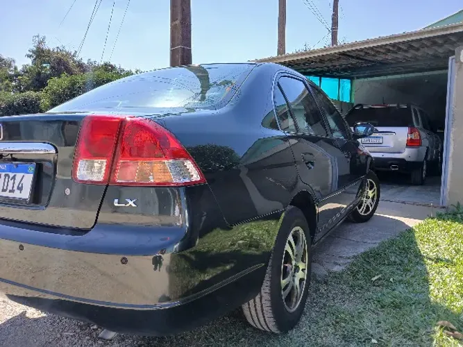 Honda Civic Sedan LX 1.7 16V 115cv Mec. 4P 2003