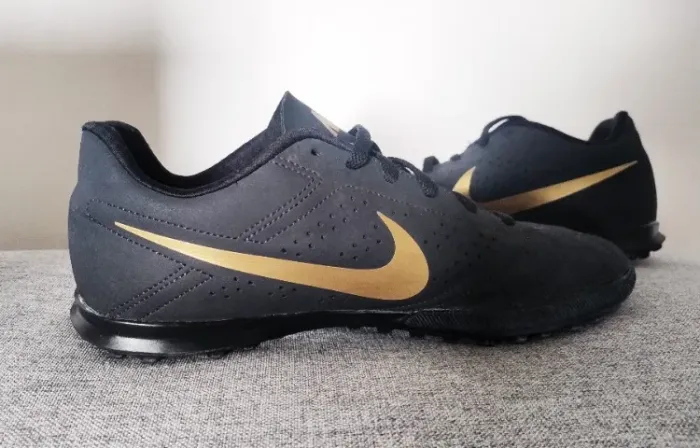 Chuteira Nike Beco Society Tamanho 38