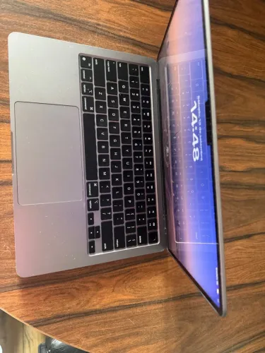 MacBook Air M3 2024