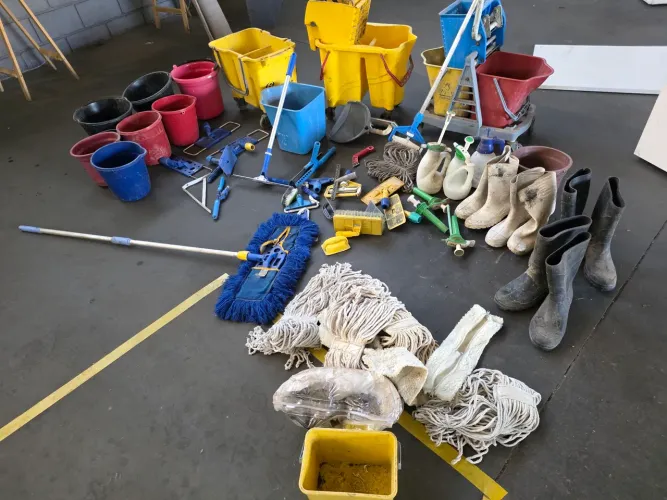 Equipamentos de limpeza profissional lote de produtos