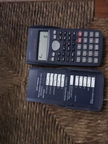 Calculadora Científica Casio S-V.P.A.M.