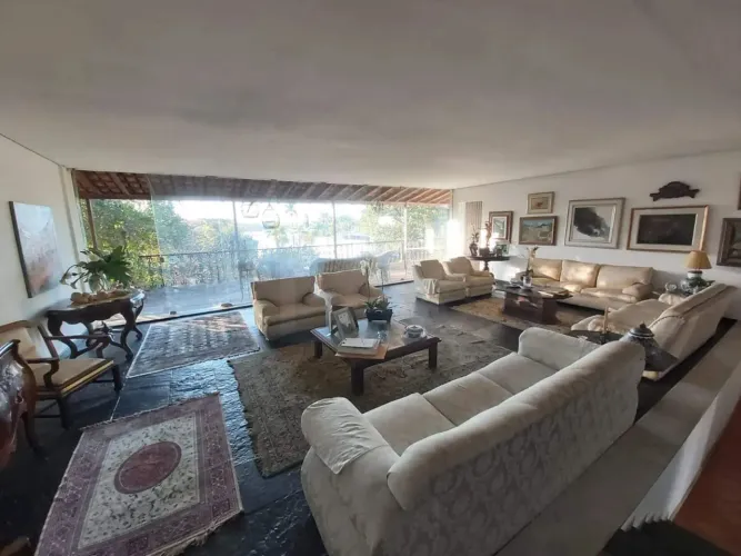 Casa à venda, 7 quartos, 1 suíte, 8 vagas, São Luiz - Belo Horizonte/MG