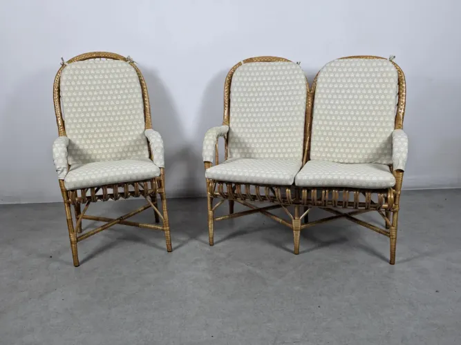 Conjunto de sofá e poltrona 