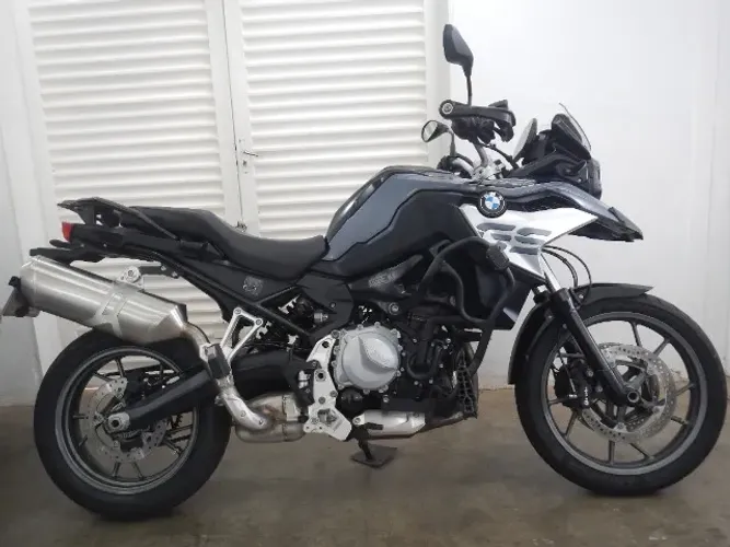 BMW F 750 GS Premium - só 18.000 km